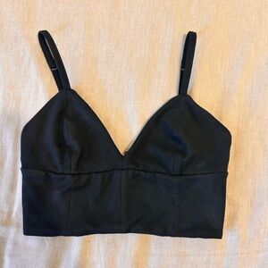 Aritzia Black Crop Fop